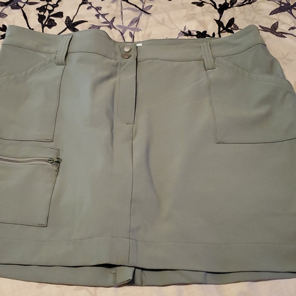 Skort